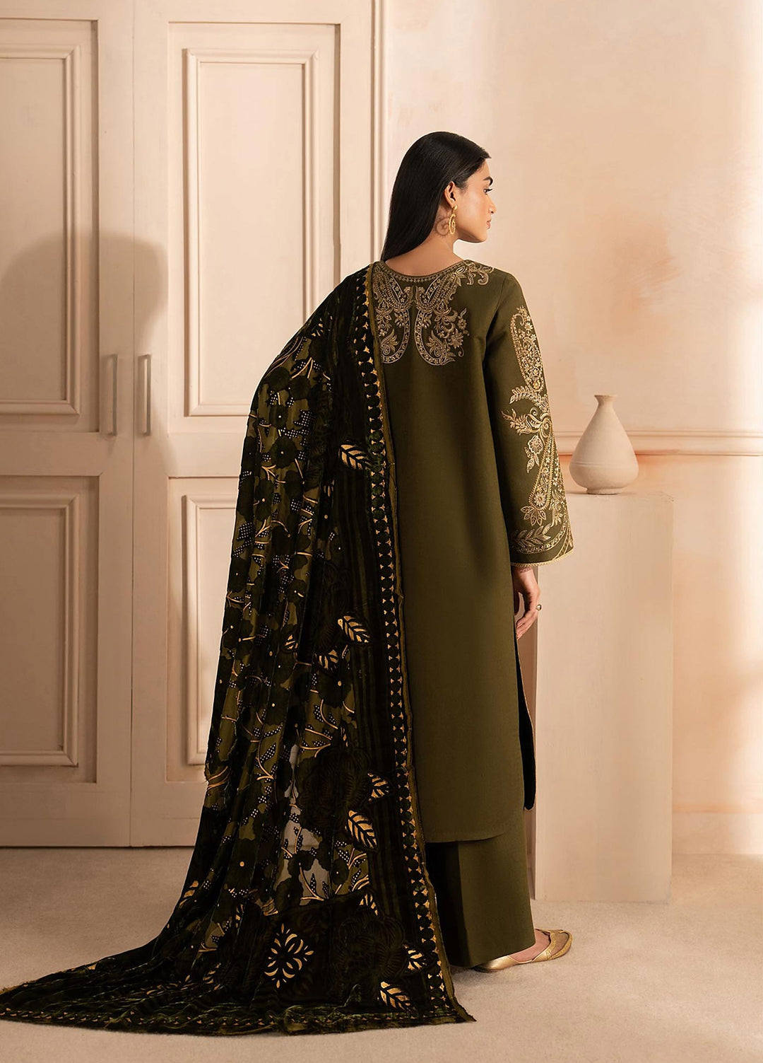 RajBari Exclusive Shawl Unstitched Embroidered Khaddar 3 Piece Suit RB26UES 12 - Winter Collection