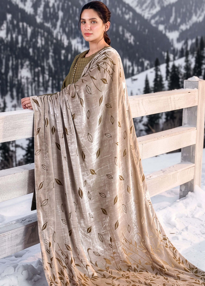 Carnation by Rang Rasiya Unstitched Embroidered Karandi 3 Piece Suit RR26UKW FROSTED FLORA - Winter Collection