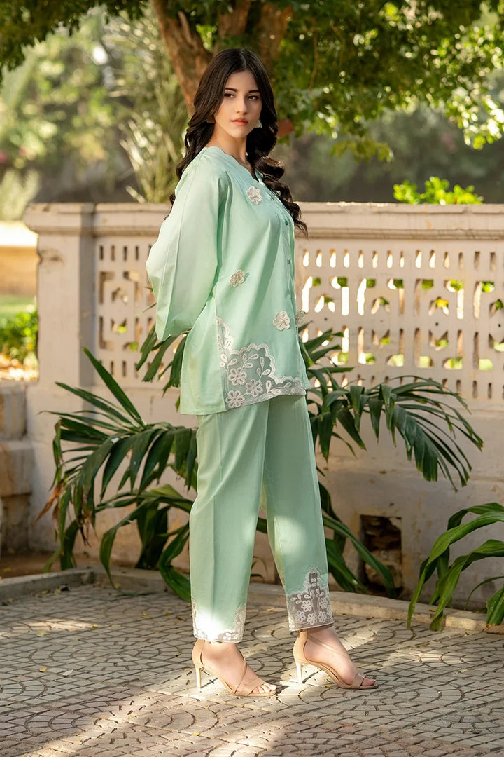 Dhaga Women Pret Embroidered 2 Piece cotton Scaloppy Green SS25DSE146 - Summer Collection