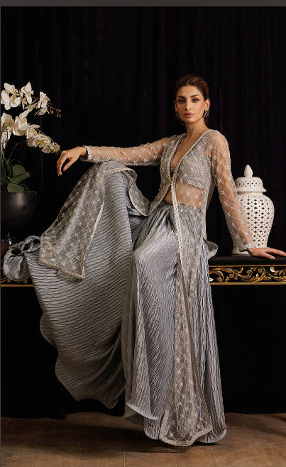 Thread and Motifs Pret Embroidered Net 3 Piece 9496