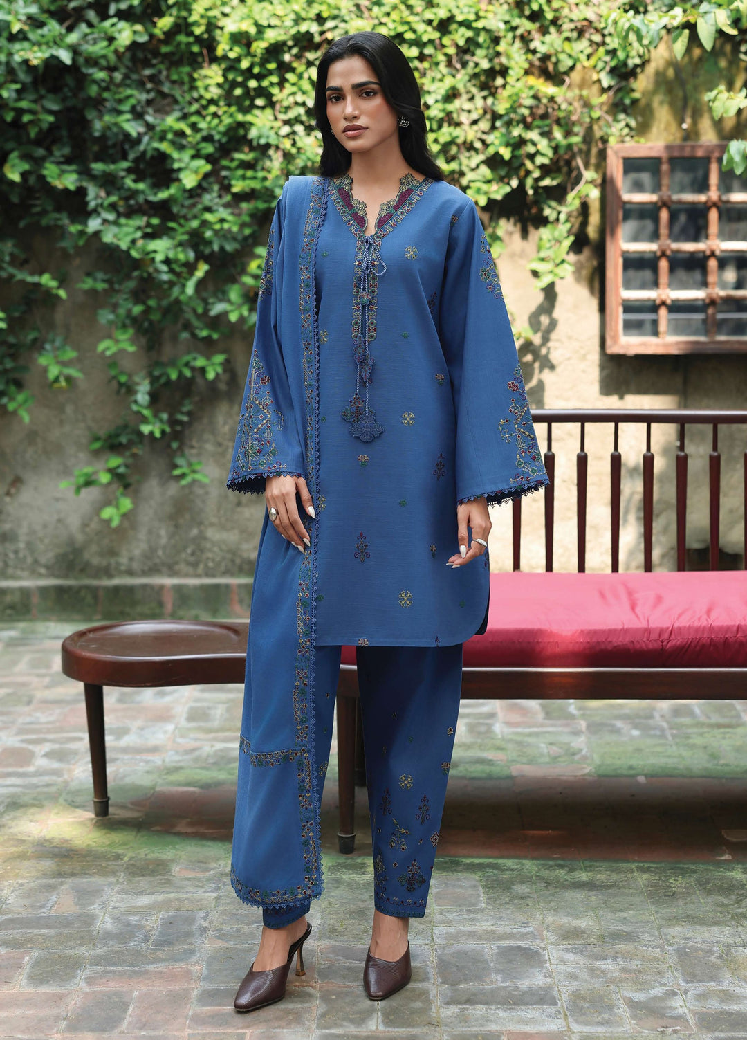 The Heirloom by Seran Unstitched Embroidered Khaddar 3 Piece Suit SN26UTH Avelis D-08 - Casual Collection