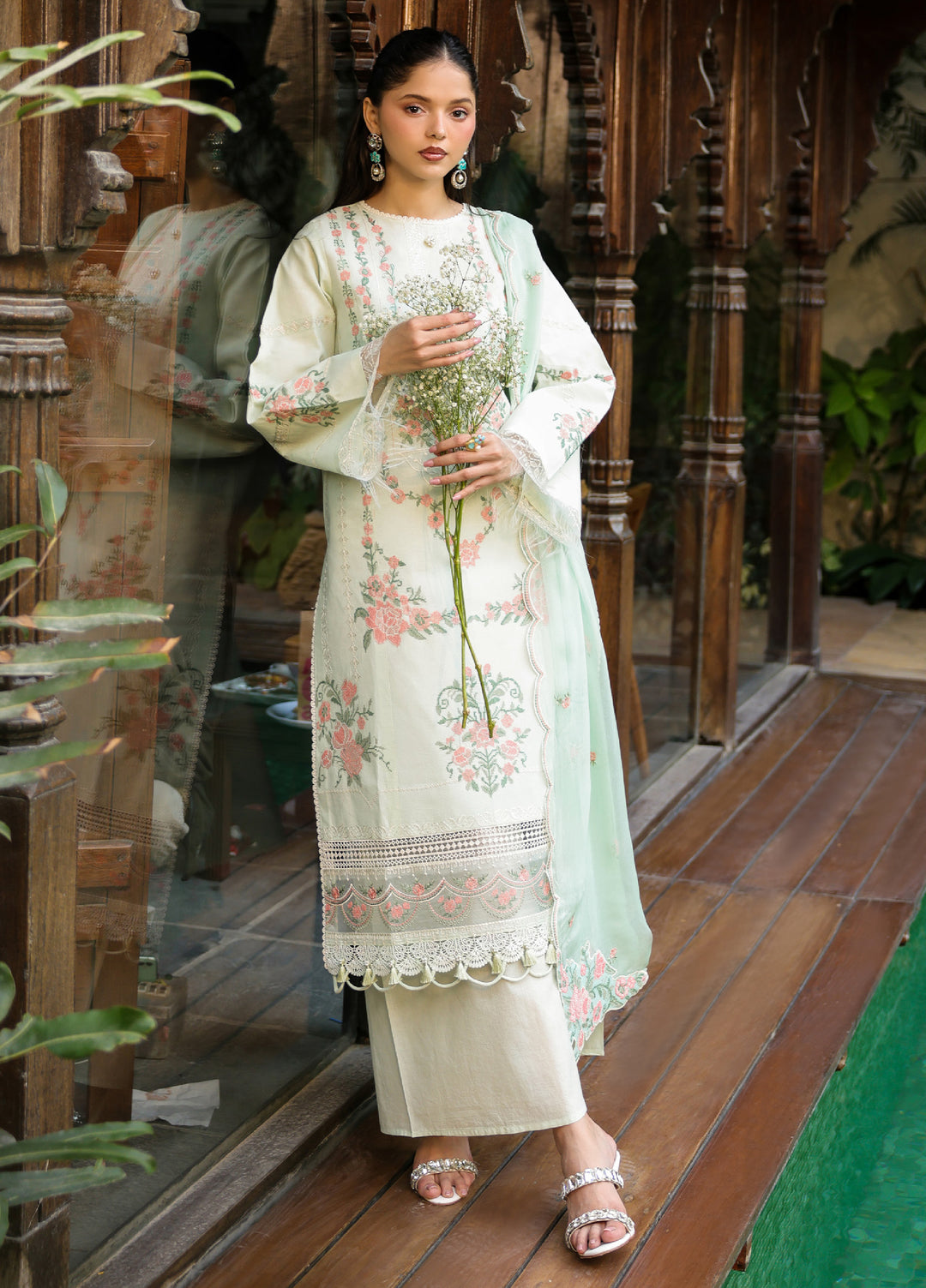 Shanaya by Mahnur Unstitched Embroidered Lawn 3 Piece Suit MN26USL SH-12 - Summer Collection