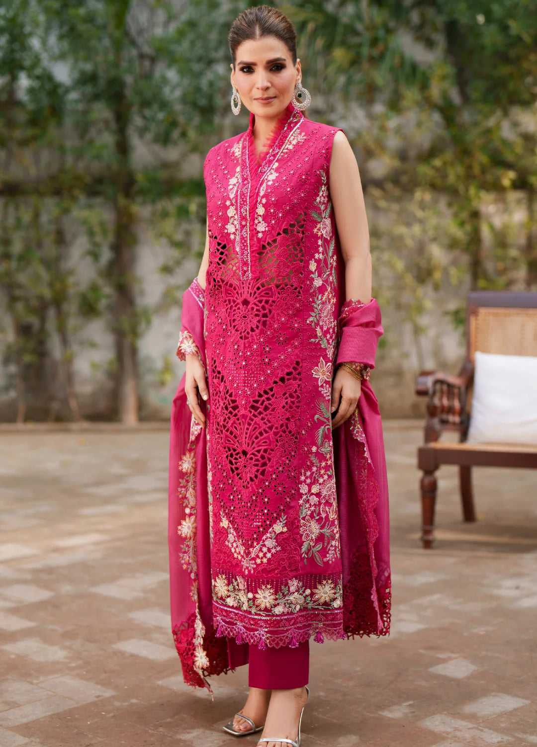Versa by Asifa and Nabeel Unstitched Embroidered Lawn 3 Piece Suit AN26UVL VUL26-07 Ethereal Echo - Festive Collection