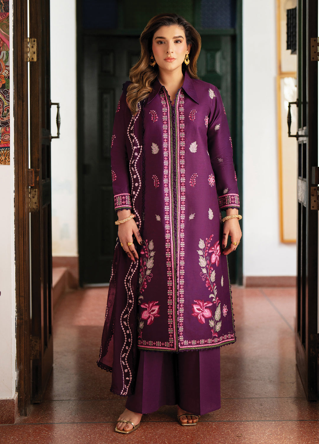 Satrangi by Mahnur Unstitched Embroidered Lawn 3 Piece Suit MN26ULS S-04 - Summer Collection