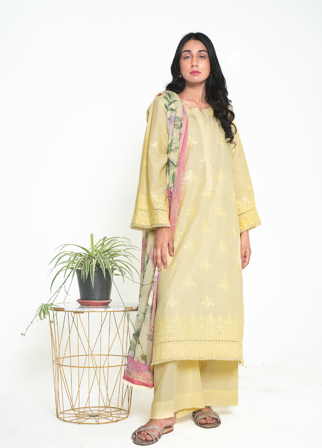 Zyna RTW Embroidered Lawn 3 Piece Suit ZY26ULS Lurea - Summer Collection