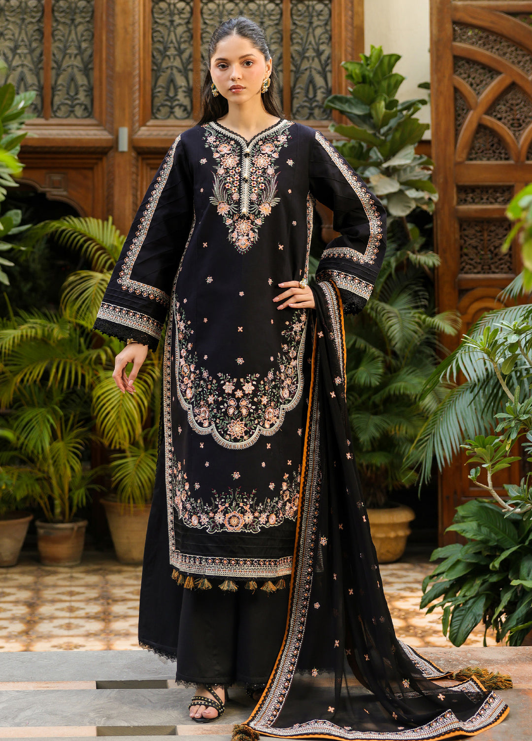 Shanaya by Mahnur Unstitched Embroidered Lawn 3 Piece Suit MN26USL SH-01 - Summer Collection