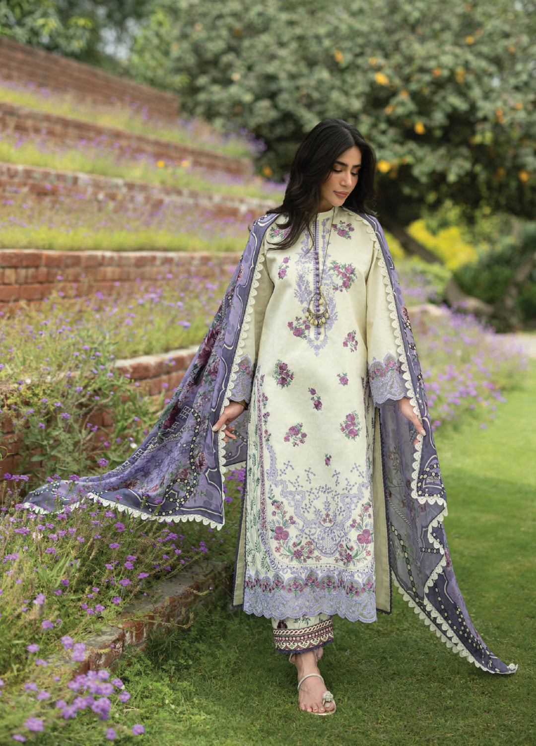 Zainab Chottani Unstitched Embroidered Jacquard 3 Piece Suit ZC26ULE Kyra 04 - Eid Collection