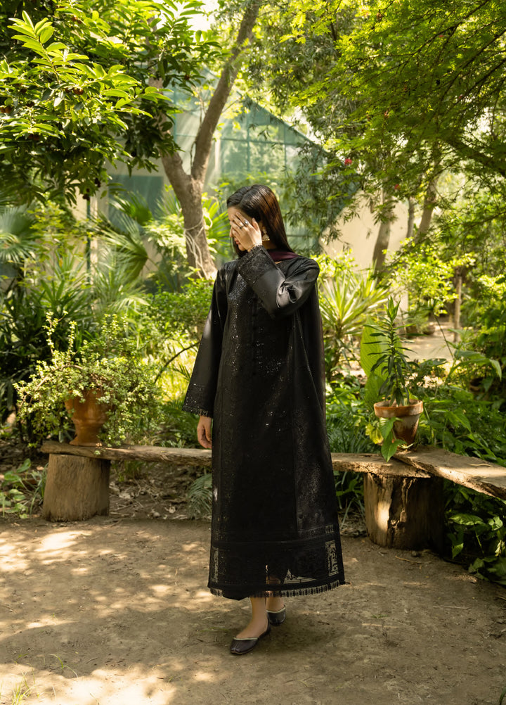 Rua by Casuallite Women Pret Premium Linen 3 Piece RUA-D07 - Winter Collection