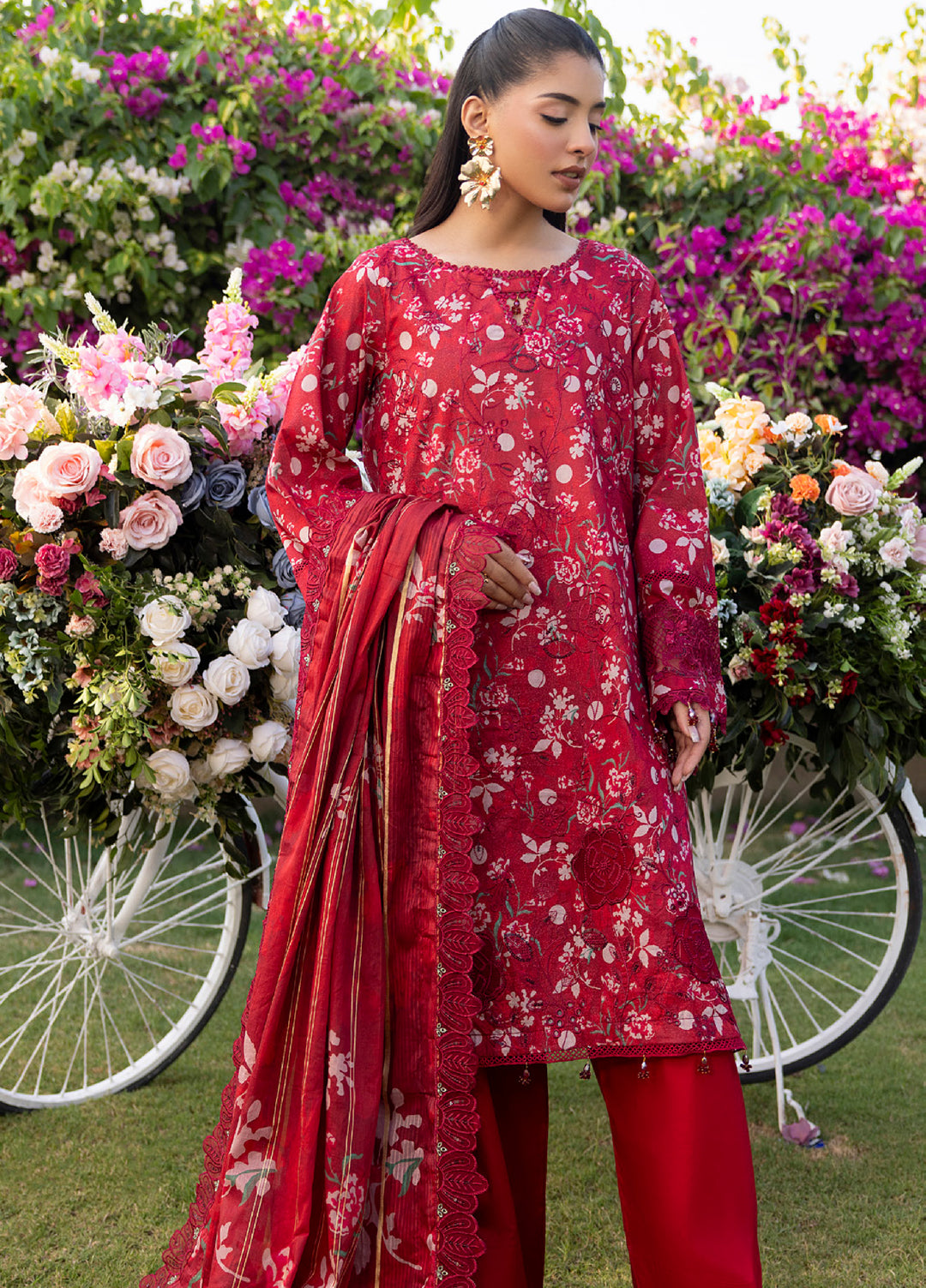 Al Zohaib Applique Kari Unstitched Embroidered Lawn 3 Piece Suit AZ26UAL D-05 - Casual Collection