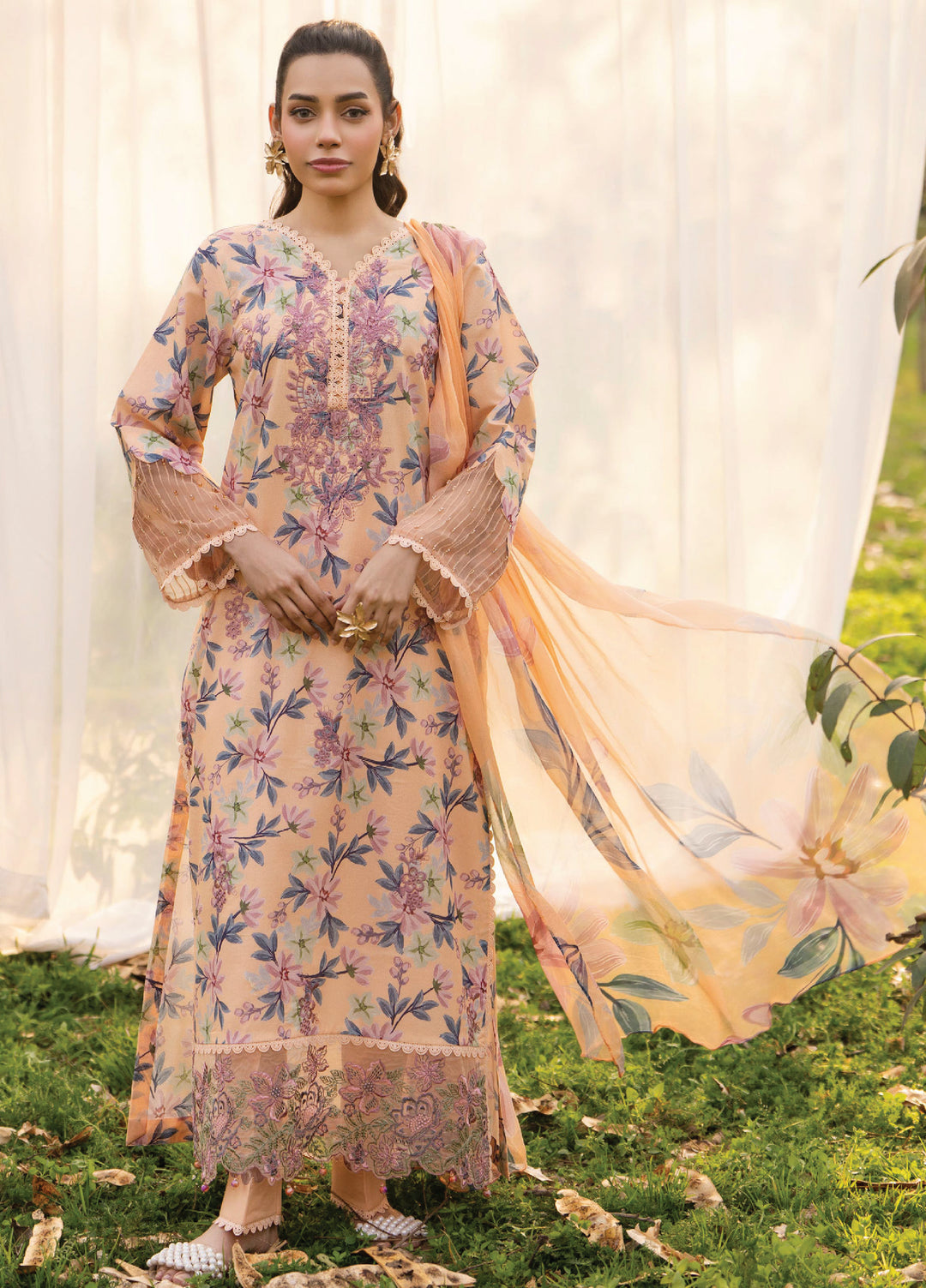 Eden Garden by Humdum Unstitched Embroidered Lawn 3 Piece Suit HB26UED D-05 - Summer Collection