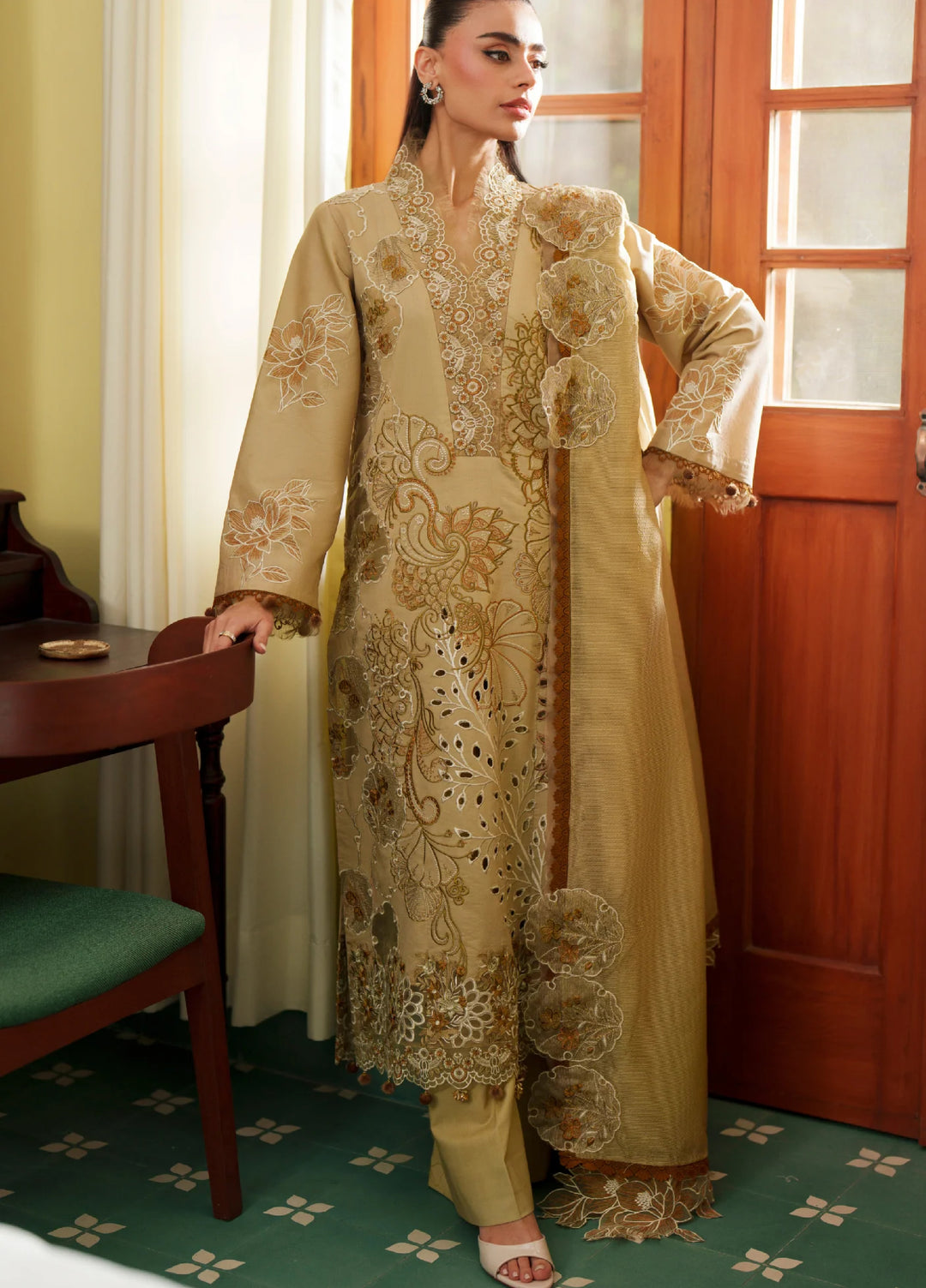 Versa by Asifa and Nabeel Unstitched Embroidered Lawn 3 Piece Suit AN26UVL VUL26-09 Urban Serenity - Festive Collection