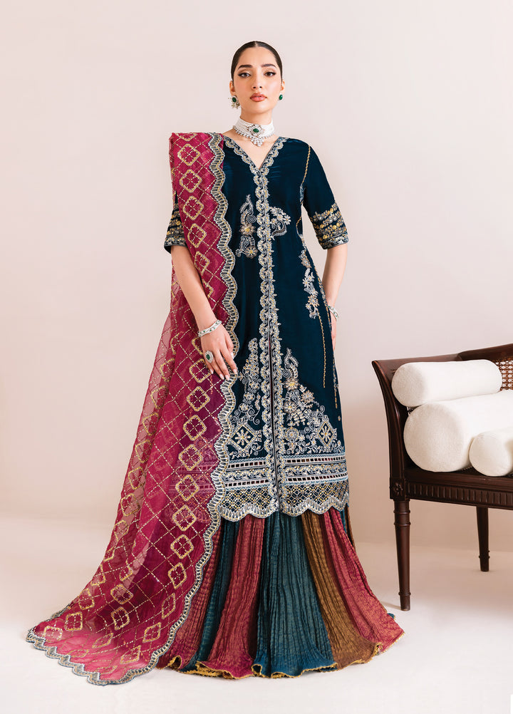 Makhmal by Alizeh Fashion Unstitched Luxury Velvet Embroidered 3 Piece Suits AFB25MV AF-VLT-2222-MEHROOВ- Festive Collection