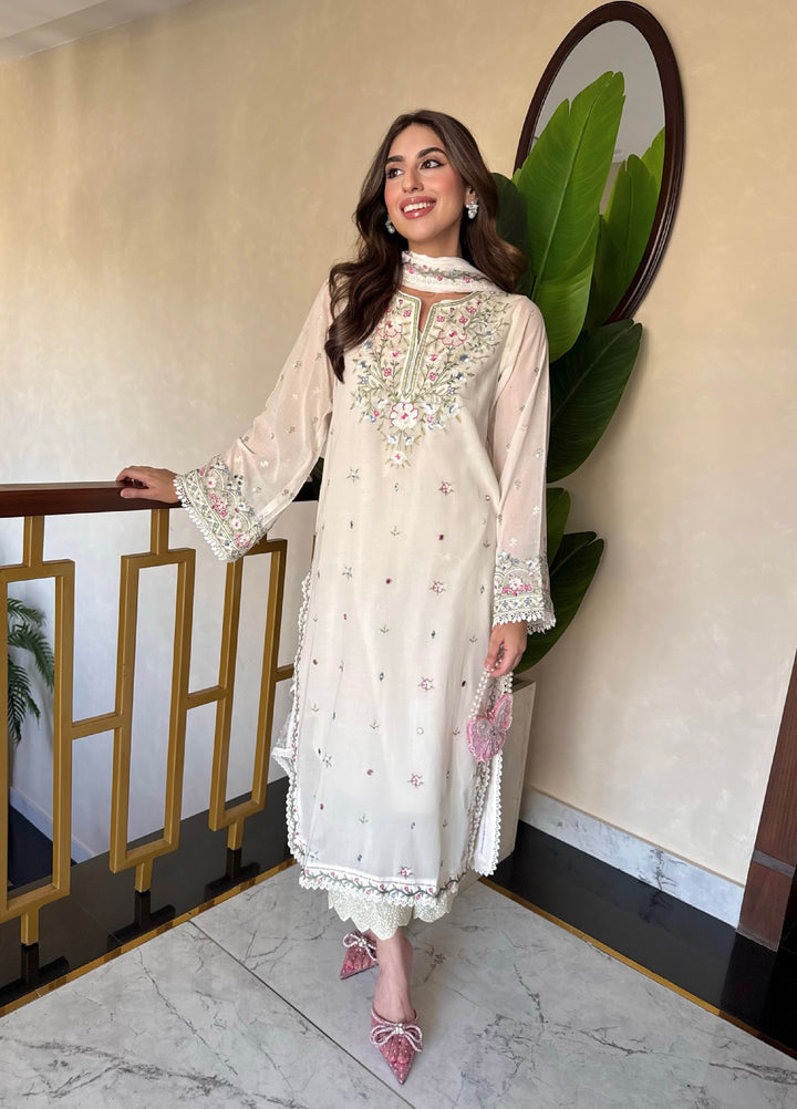 Lamhay by Dhanak Pret Swiss Voile 3 Piece DHN26PSV DC-2584 - Summer Collection