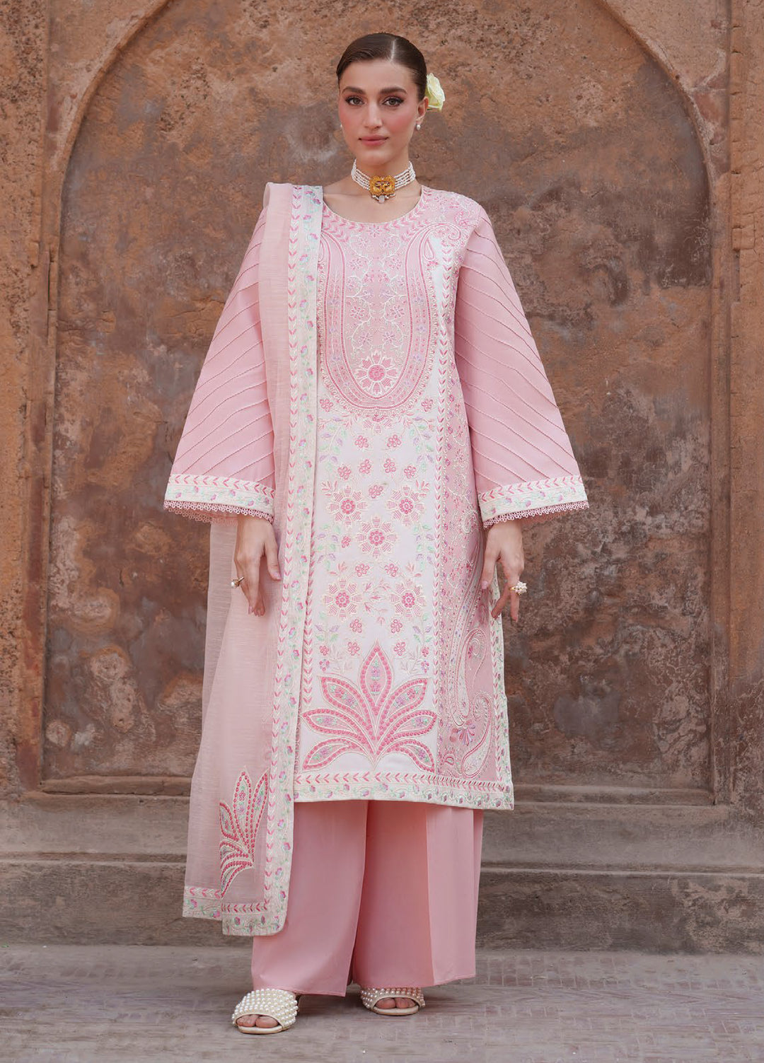 Nilofer by Mahnur Unstitched Embroidered Luxury Lawn 3 Piece Suit MN26ULN N-1 - Summer Collection