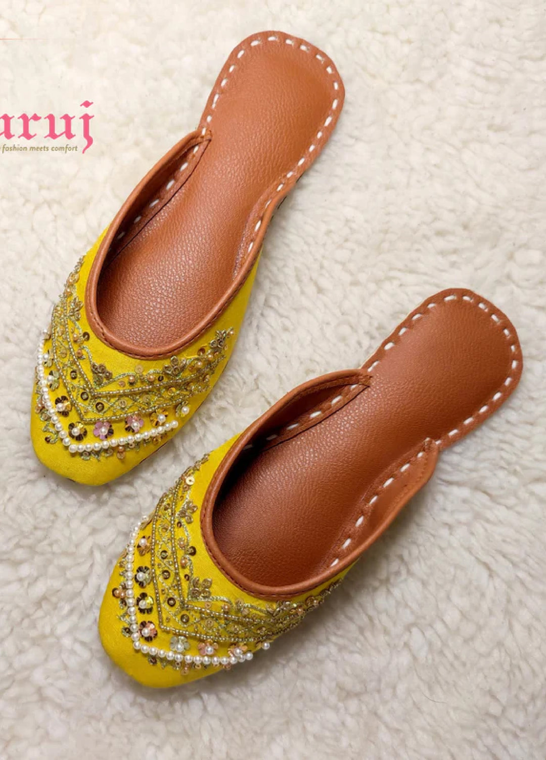 Zuruj Festive Style   Backless Khussay JU-167