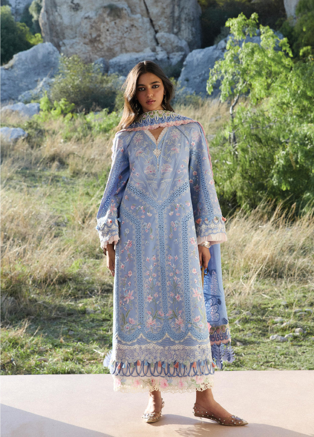embroidered dresses online pakistan Women's Designer Embroidered Dresses Brands Online in Pakistan La Mosak