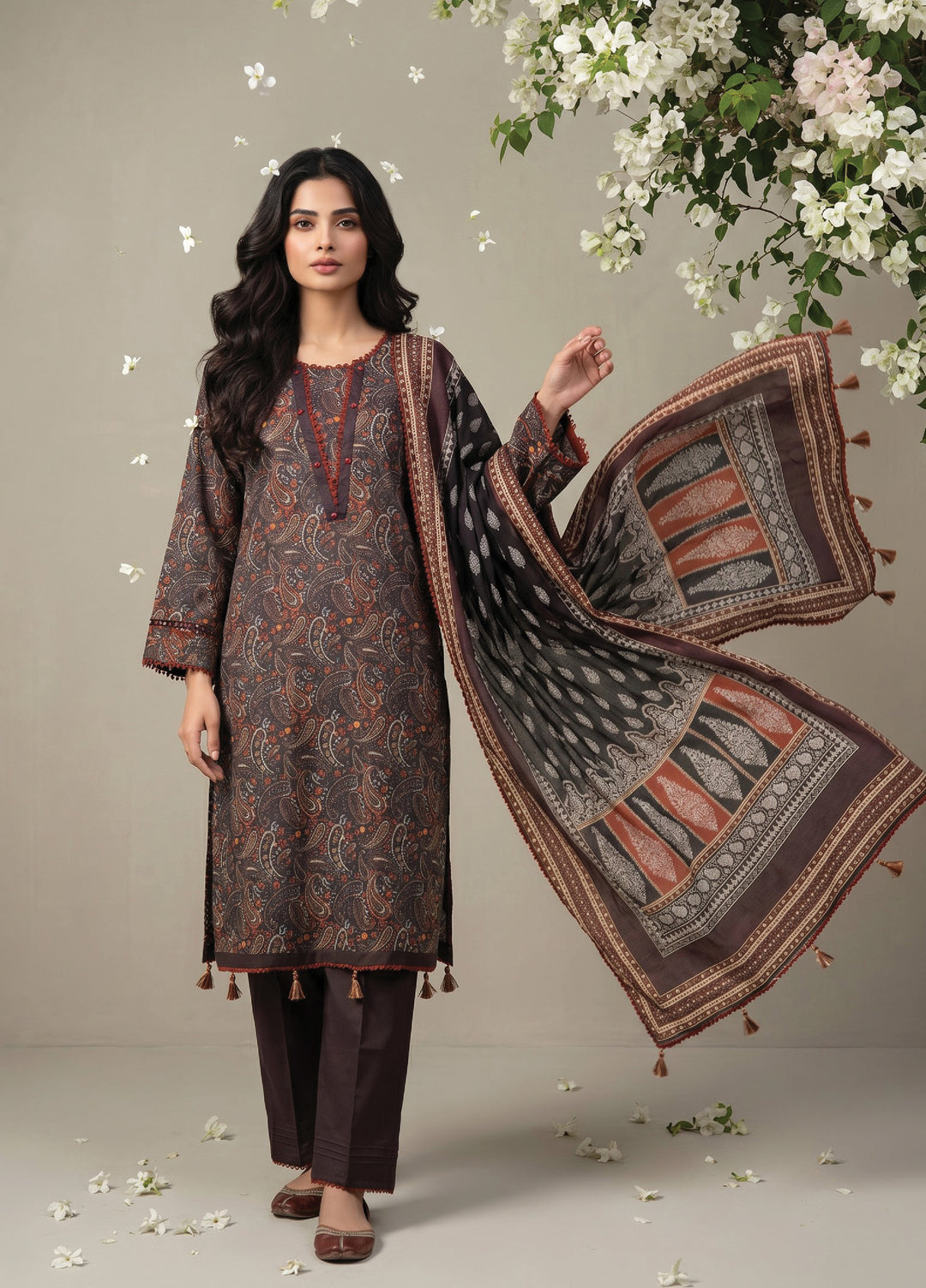 Salina by Regalia Textiles Unstitched Printed Lawn 3 Piece Suit RG26USI D-7 - Casual Collection