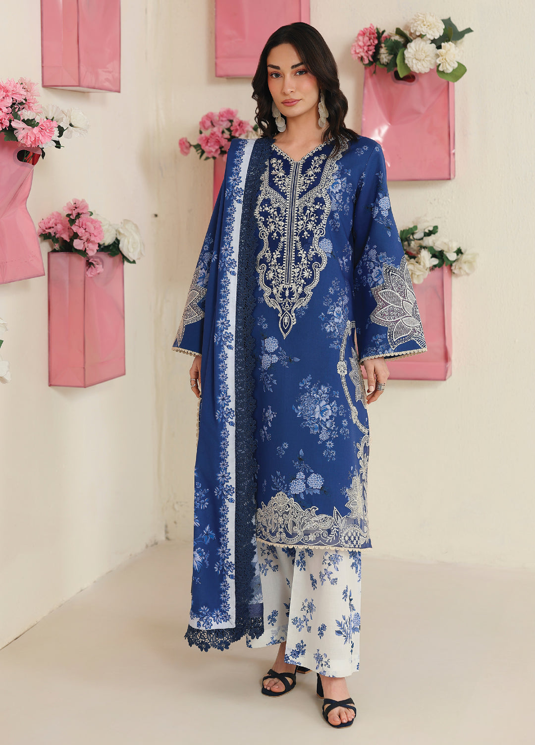 Anaya by Mahnur Unstitched Embroidered Lawn 3 Piece Suit MN26UALV AN2-03 - Festive Collection