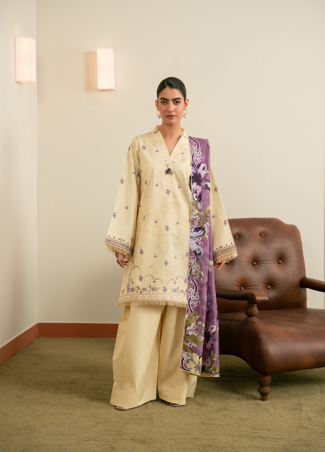 Seran Essentials Unstitched Printed Lawn 3 Piece Suit SN26UEL Avielle D-02 - Lawn Collection