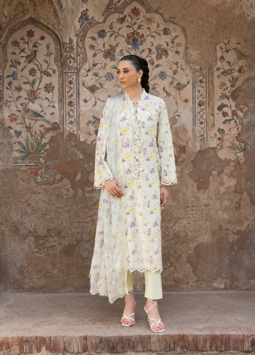 The Flora by Gul Ahmed Unstitched Embroidered Lawn 3 Piece Suit GA26ULF BM62034 - Casual Collection