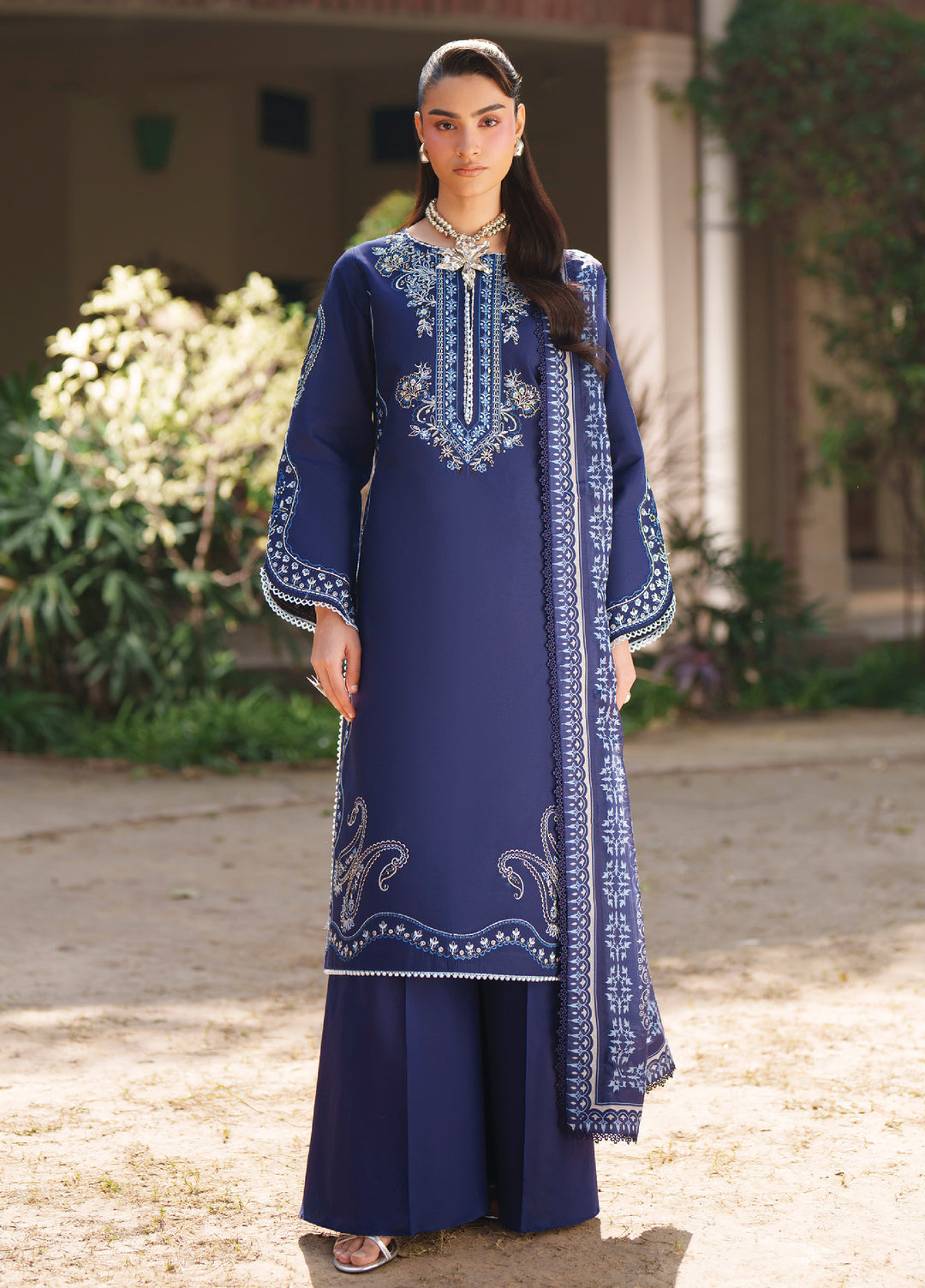 Fiona by Mahnur Unstitched Embroidered Lawn 3 Piece Suit MN26UFL F-06 - Summer Collection