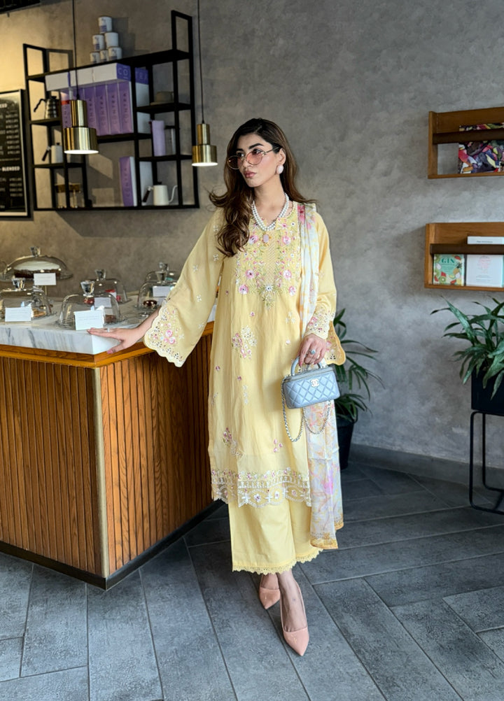 Lamhay by Dhanak Pret Swiss Voile 3 Piece DHN26PSV DC-2578 - Summer Collection