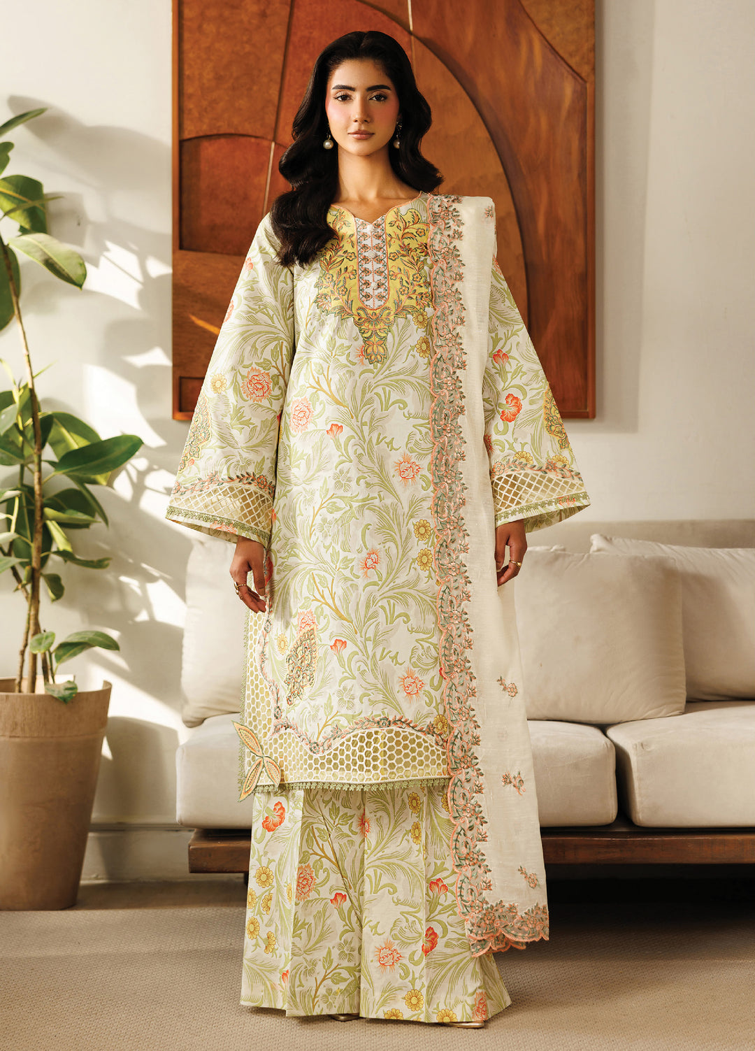 Leila by Mahnur Unstitched Embroidered Lawn 3 Piece Suit MN26ULL L-03 - Summer Collection