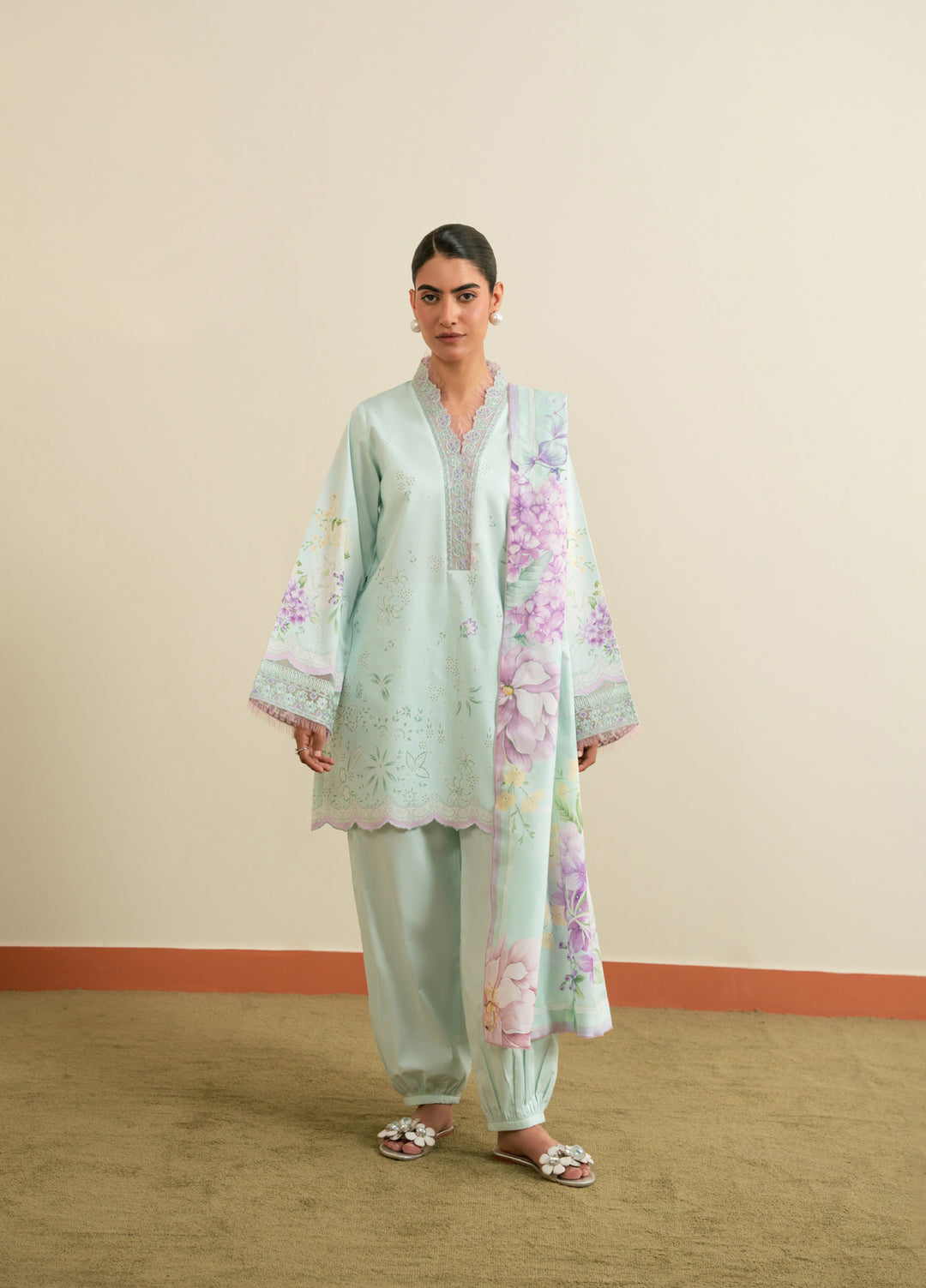 Seran Essentials Unstitched Embroidered Lawn 3 Piece Suit SN26UEL VIANNE D-10 - Lawn Collection