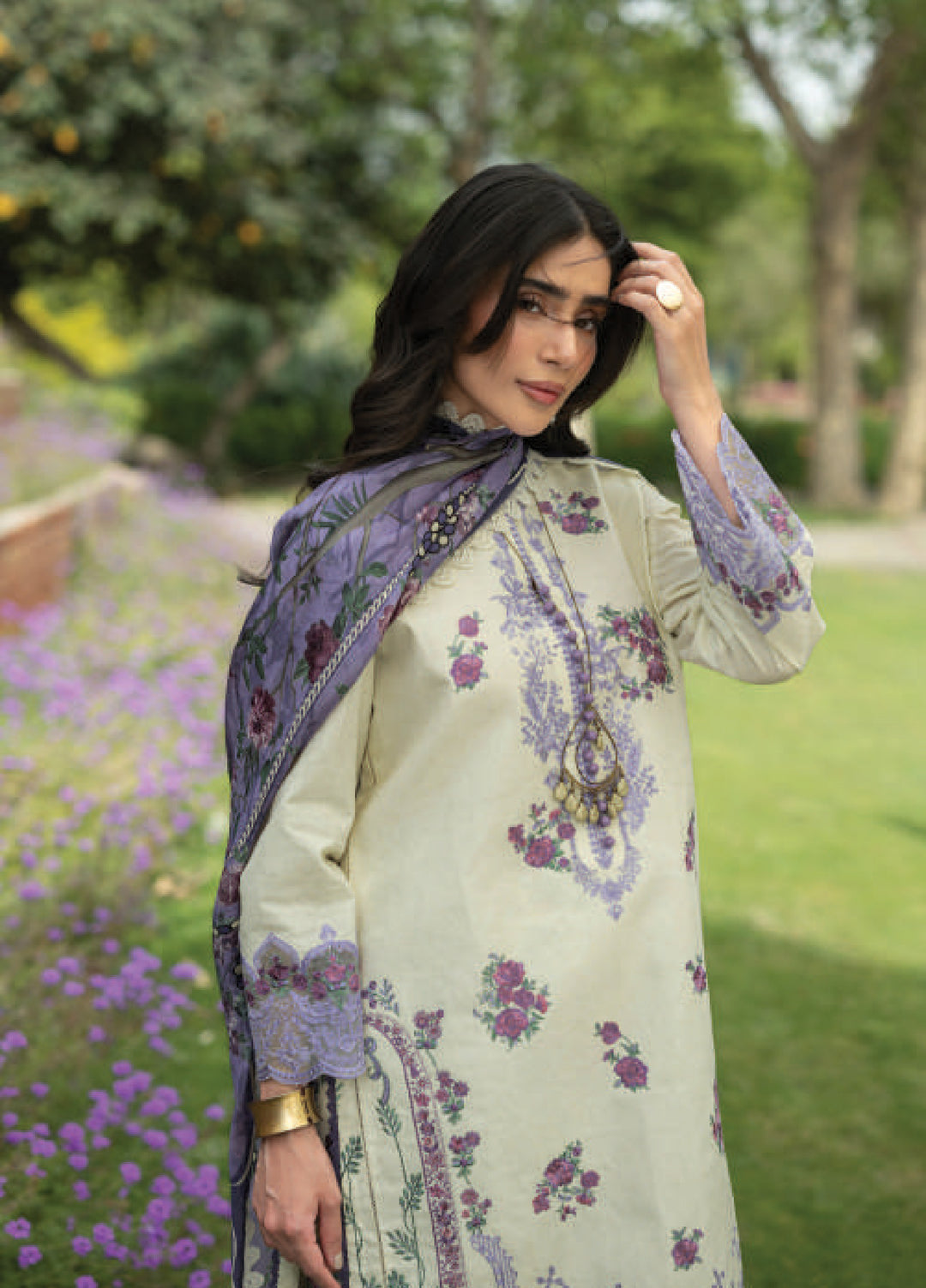 Zainab Chottani Unstitched Embroidered Jacquard 3 Piece Suit ZC26ULE Kyra 04 - Eid Collection