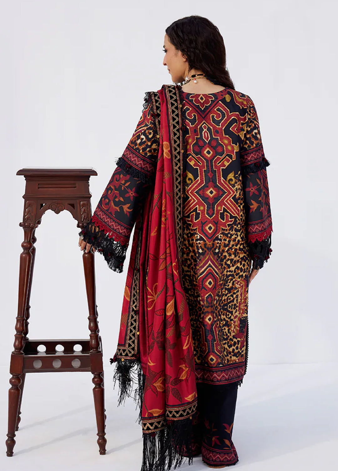 Saira Rizwan Unstitched Khaddar Embroidered Suits 3 Piece SR25UW D-09 Naz - Winter Collection