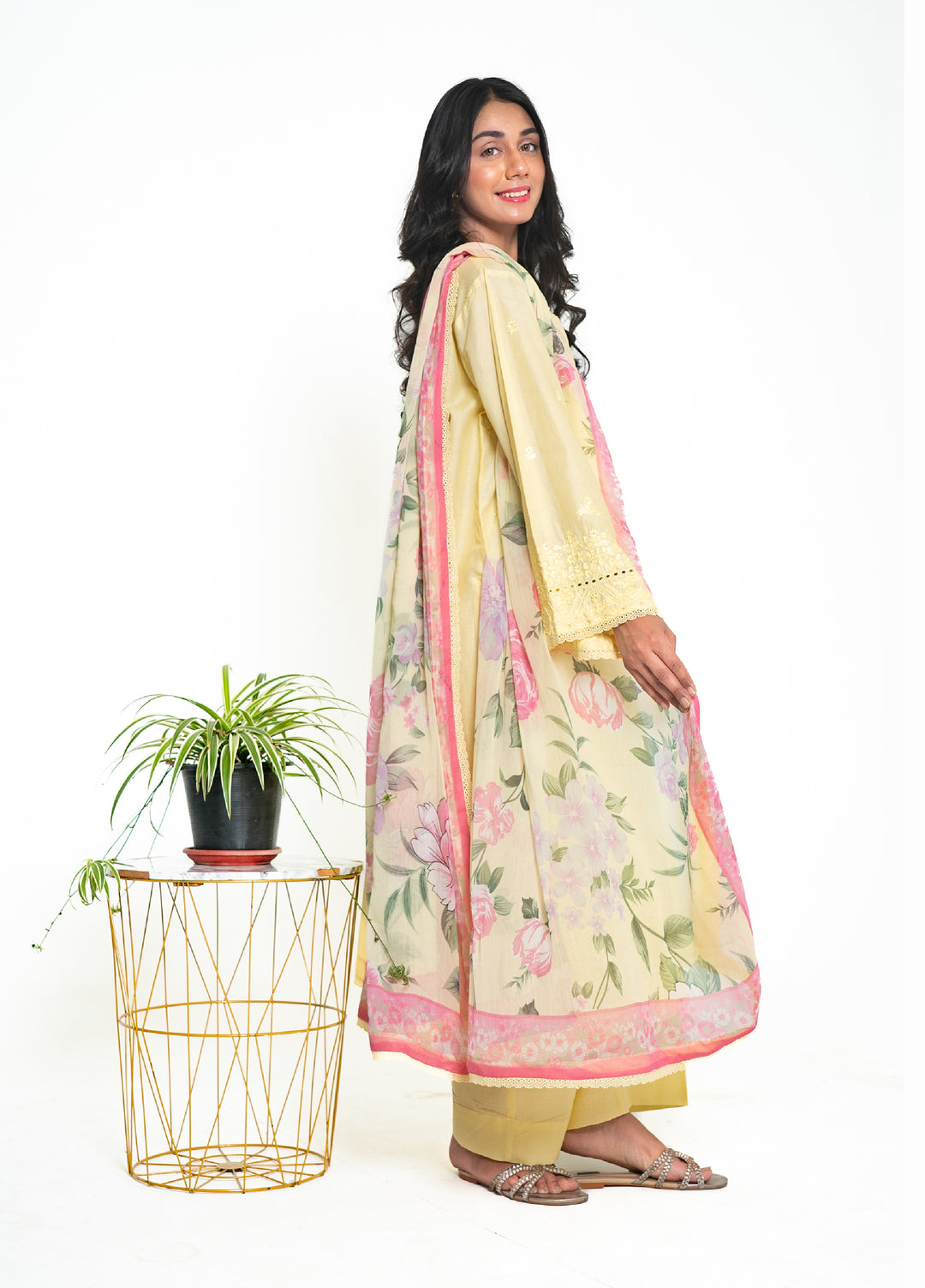 Zyna RTW Embroidered Lawn 3 Piece Suit ZY26ULS Lurea - Summer Collection