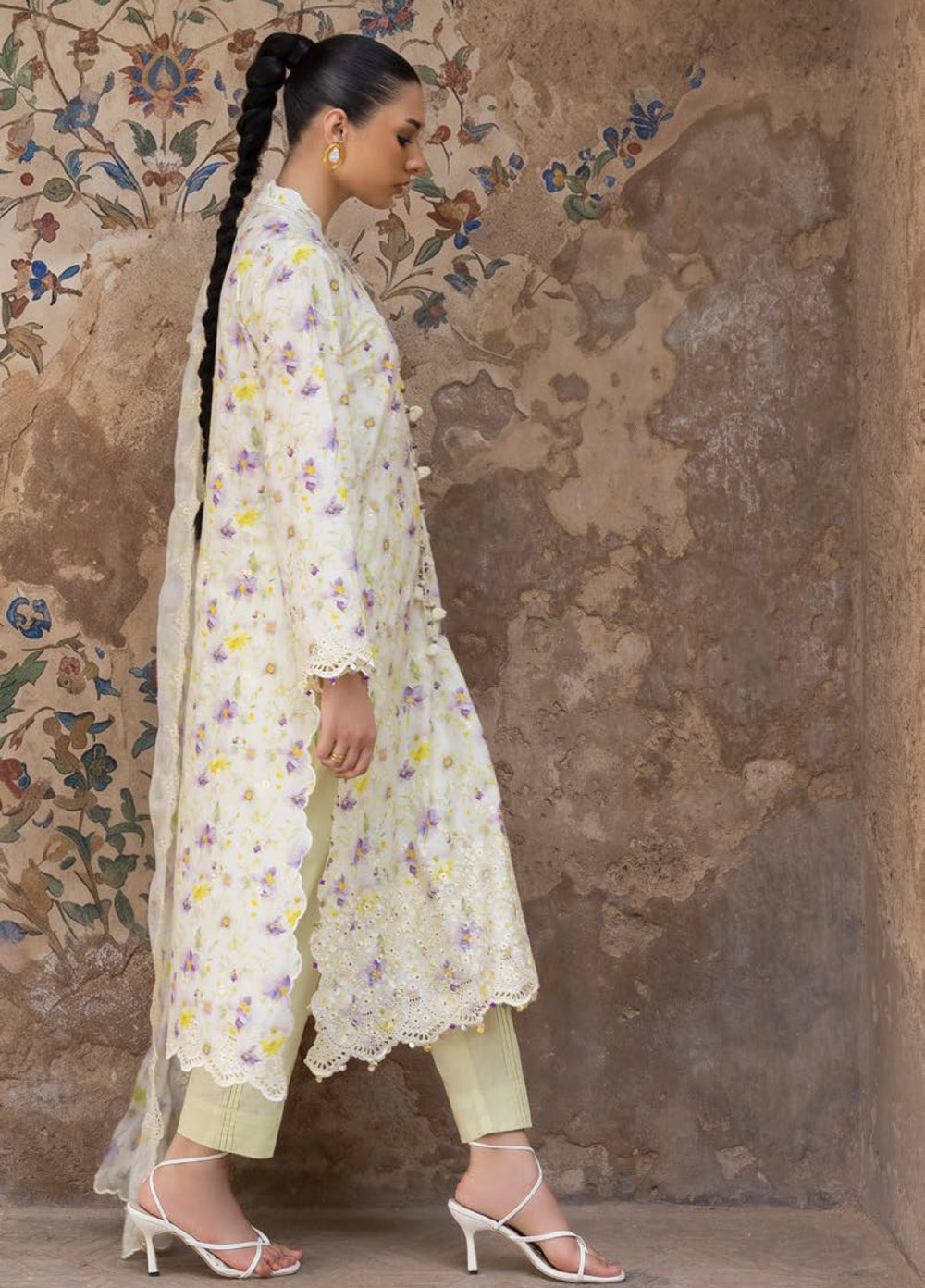 The Flora by Gul Ahmed Unstitched Embroidered Lawn 3 Piece Suit GA26ULF BM62034 - Casual Collection