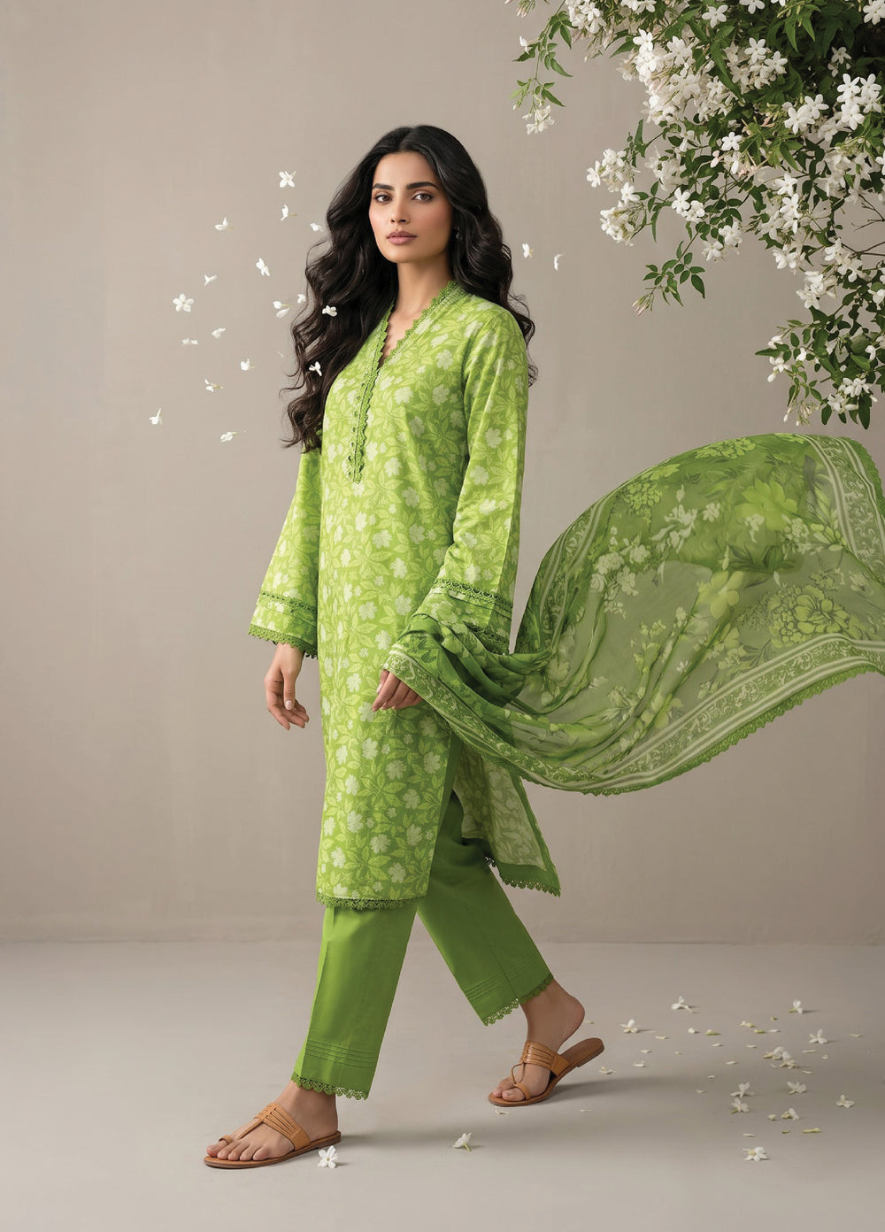Salina by Regalia Textiles Unstitched Printed Lawn 3 Piece Suit RG26USI D-8 - Casual Collection
