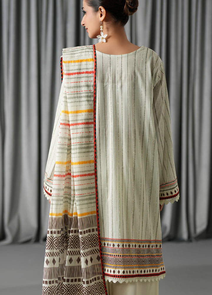 Salina by Regalia Textile Unstitched Printed Lawn 3 Piece Suit RG26US D-10 - Summer Collection