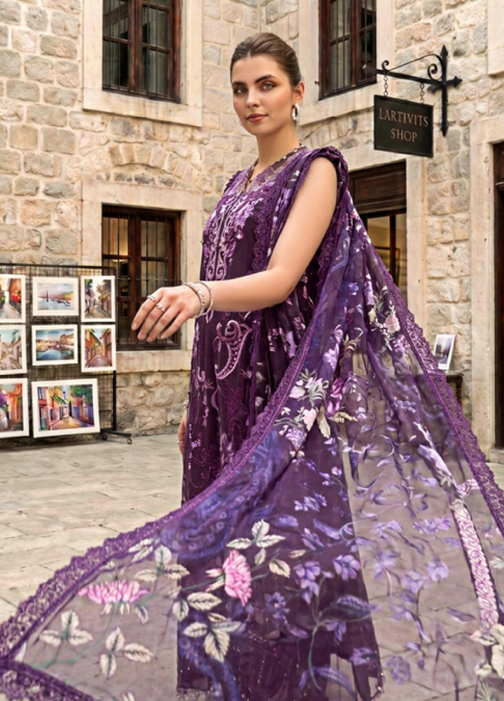 Asifa and Nabeel Unstitched Embroidered Lawn 3 Piece Suit AN26ULE Plum Royale VSL 26-10 - Eid Collection