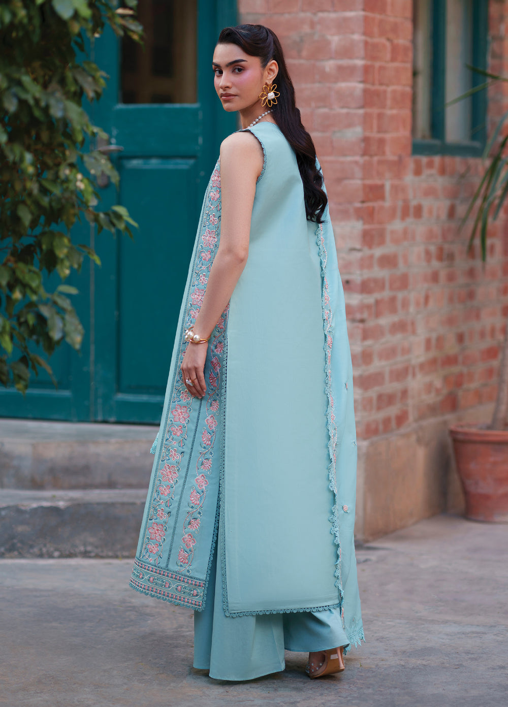 Fiona by Mahnur Unstitched Embroidered Lawn 3 Piece Suit MN26UFL F-12 - Summer Collection