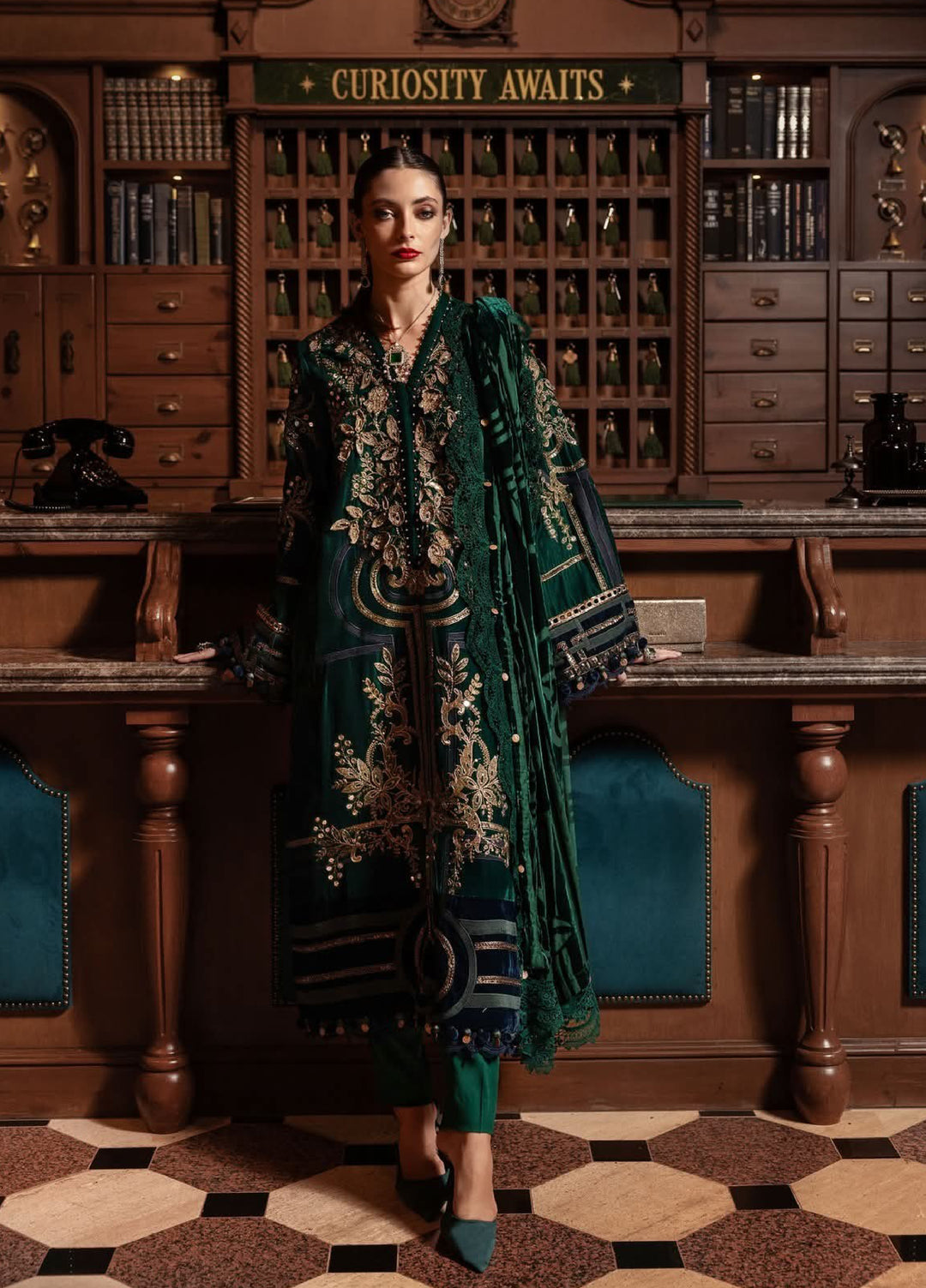 Luxe by Maria B Unstitched Embroidered Velvet 3 Piece MB25LW D2 - Winter Collection