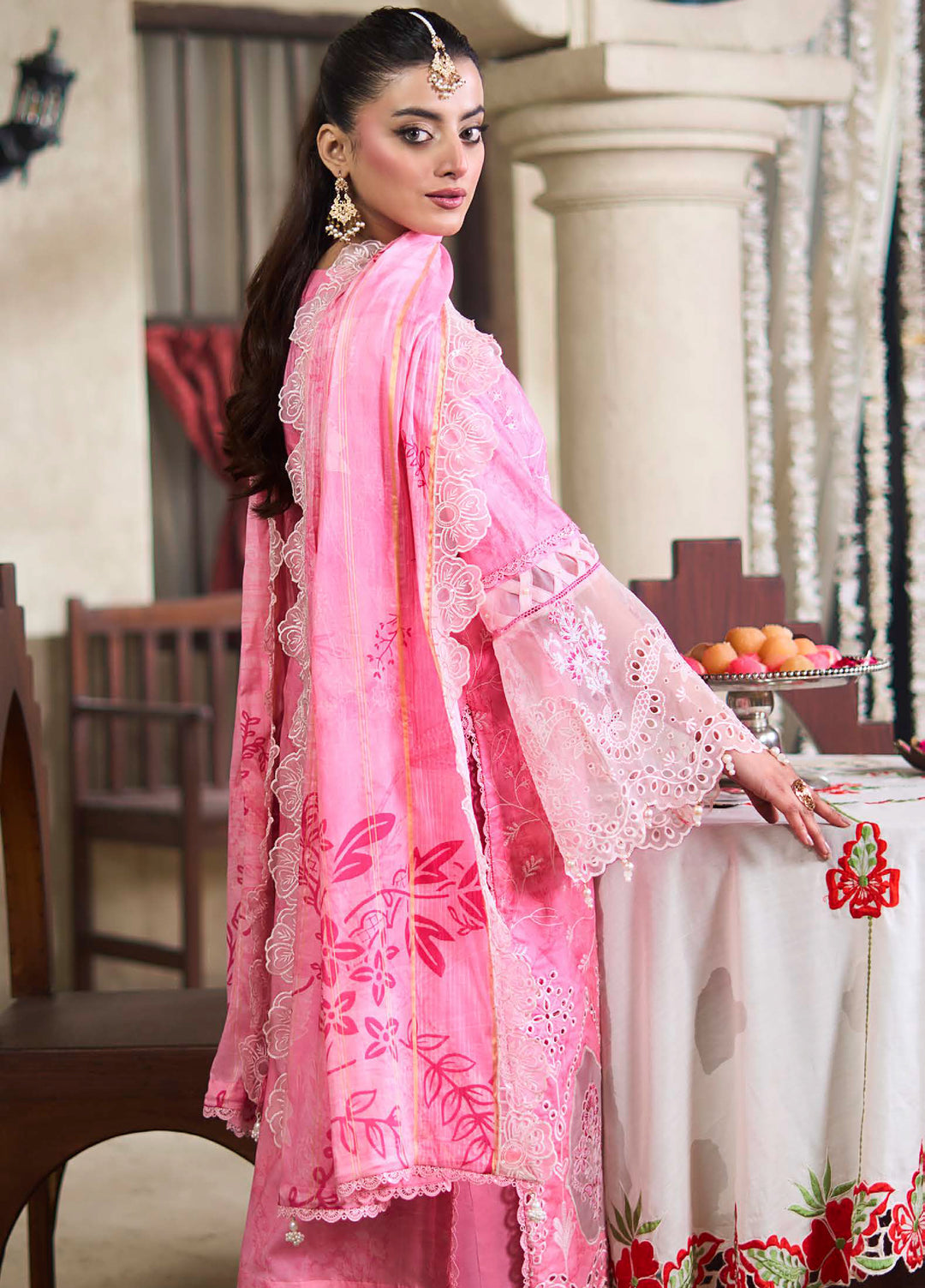 Applique Kari by Al Zohaib Unstitched Embroidered Lawn 3 Piece Suit AZ26AVI D-04 - Summer Collection