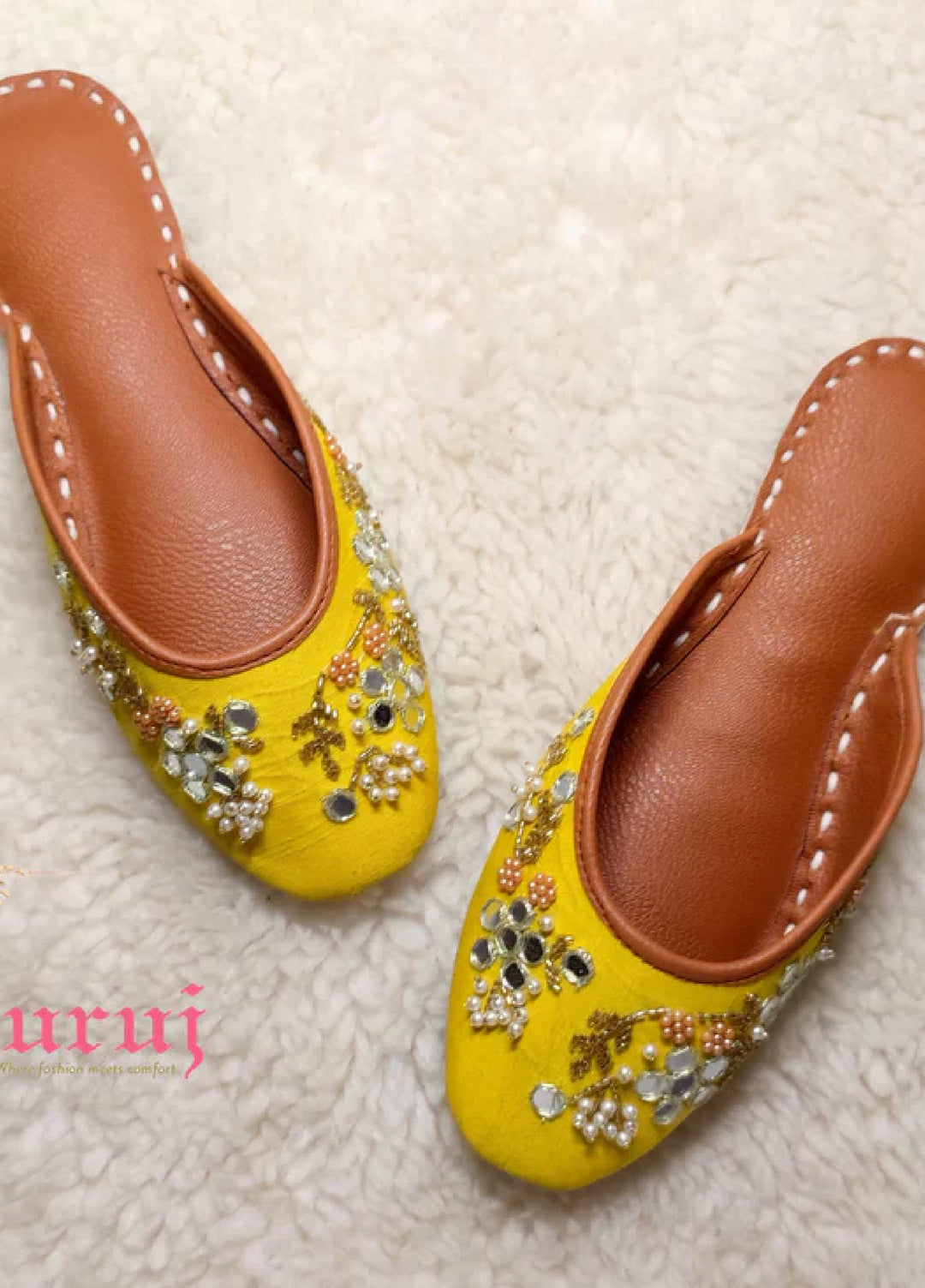 Zuruj Festive Style   Backless Khussay JU-168