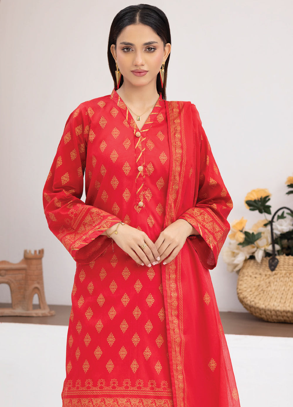 Regalia Textiles Premium Printed Gold Paste Unstitched Lawn 3 Piece Suit RG26UPG D-6 - Summer Collection