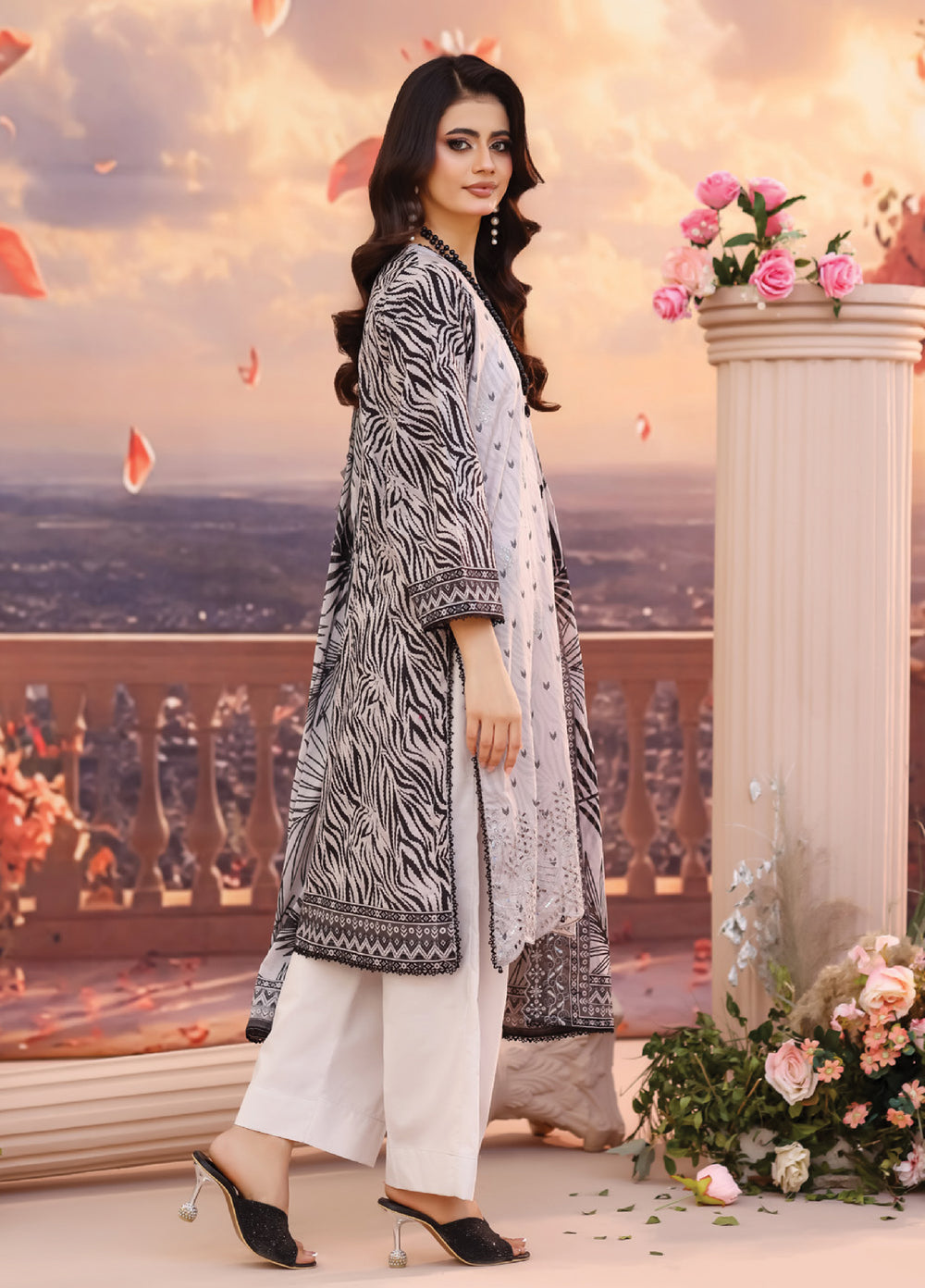 Salina by Regalia Textile Unstitched Cutwork Embroidered Lawn 3 Piece Suit RG26USCL D-9 - Summer Collection