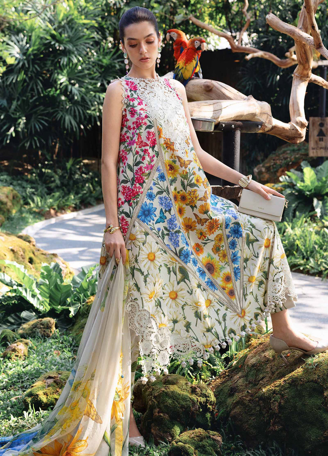 M Prints by Maria B Unstitched Printed Lawn 3 Piece Suit MB26UMP D-10 A - Summer Collection