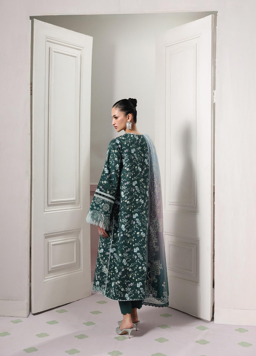 Q Prints by Qalamkar Unstitched Printed Lawn 3 Piece Suit QLK26UQL DIANE QQP-09 (B) - Summer Collection