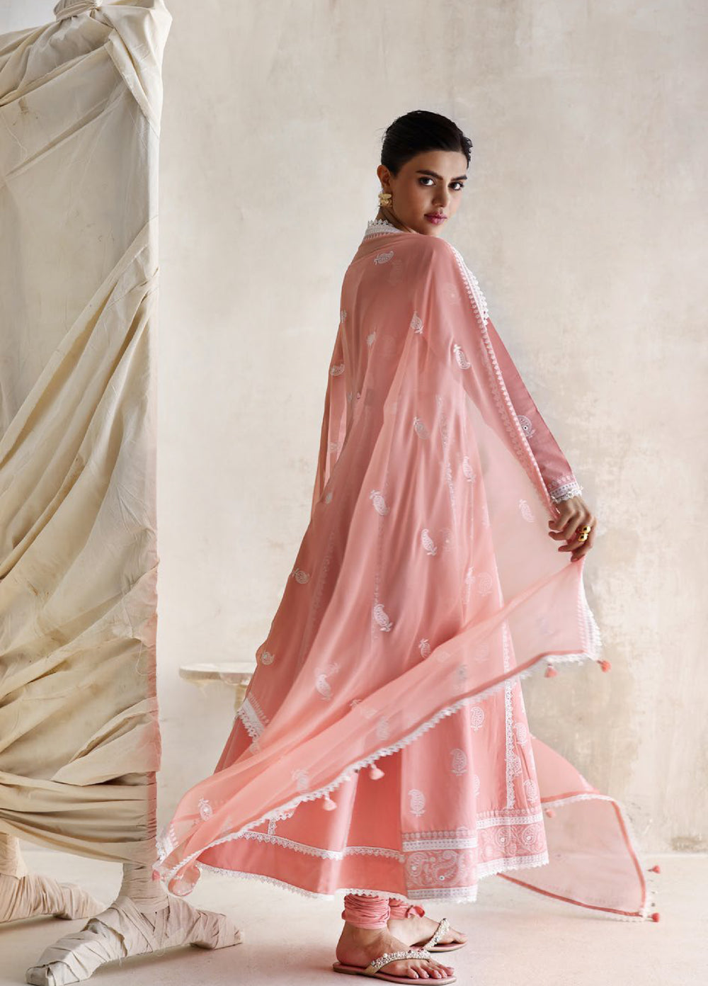 The Luxe by Gul Ahmed Unstitched Embroidered Lawn 3 Piece Suit GA26ULL OYSTER Orchid PM 62080 - Casual Collection