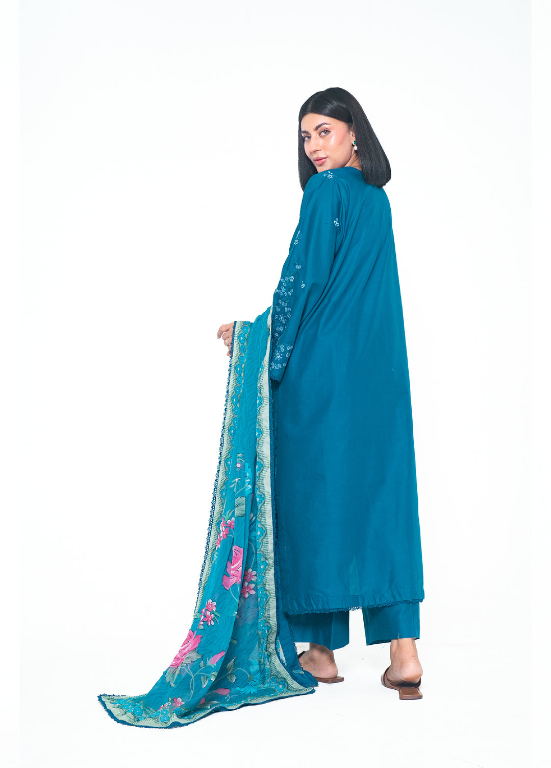 Zyna RTW Embroidered Lawn 3 Piece Suit ZY26ULS ORIA - Summer Collection