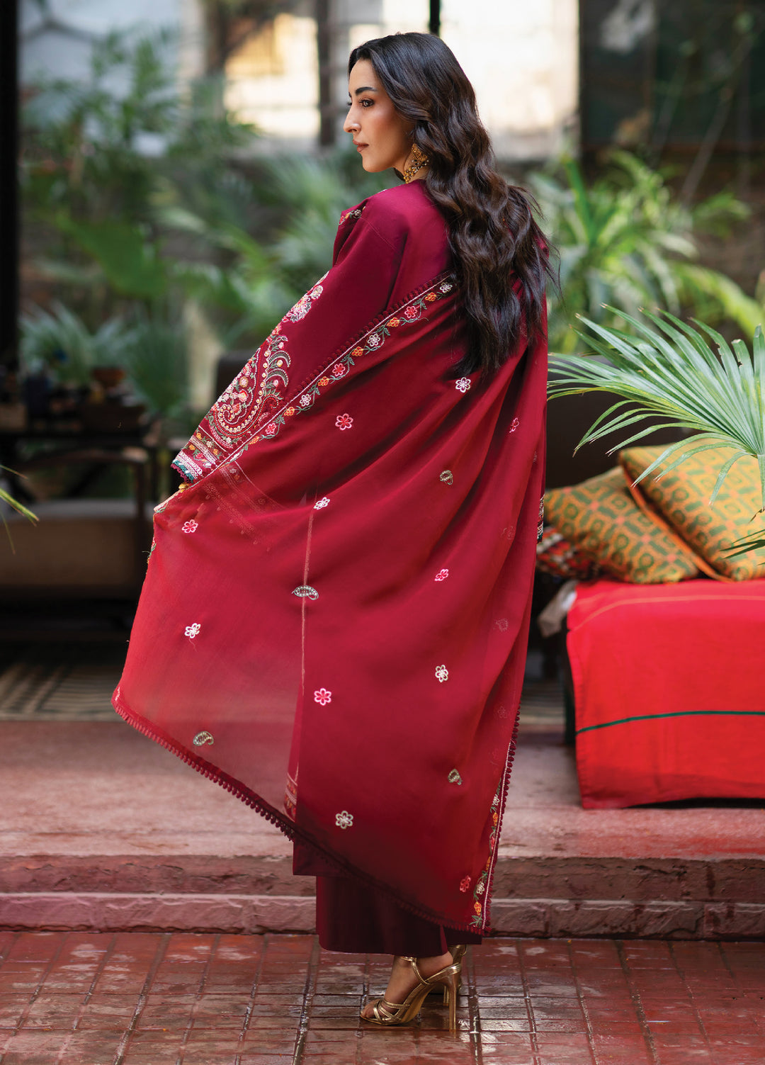 Satrangi by Mahnur Unstitched Embroidered Lawn 3 Piece Suit MN26ULS S-06 - Summer Collection