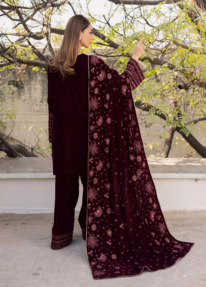 Nureh Maya Unstitched Velvet Embroidered 3 Piece Suits NU25MF NW-120 - Festive Collection