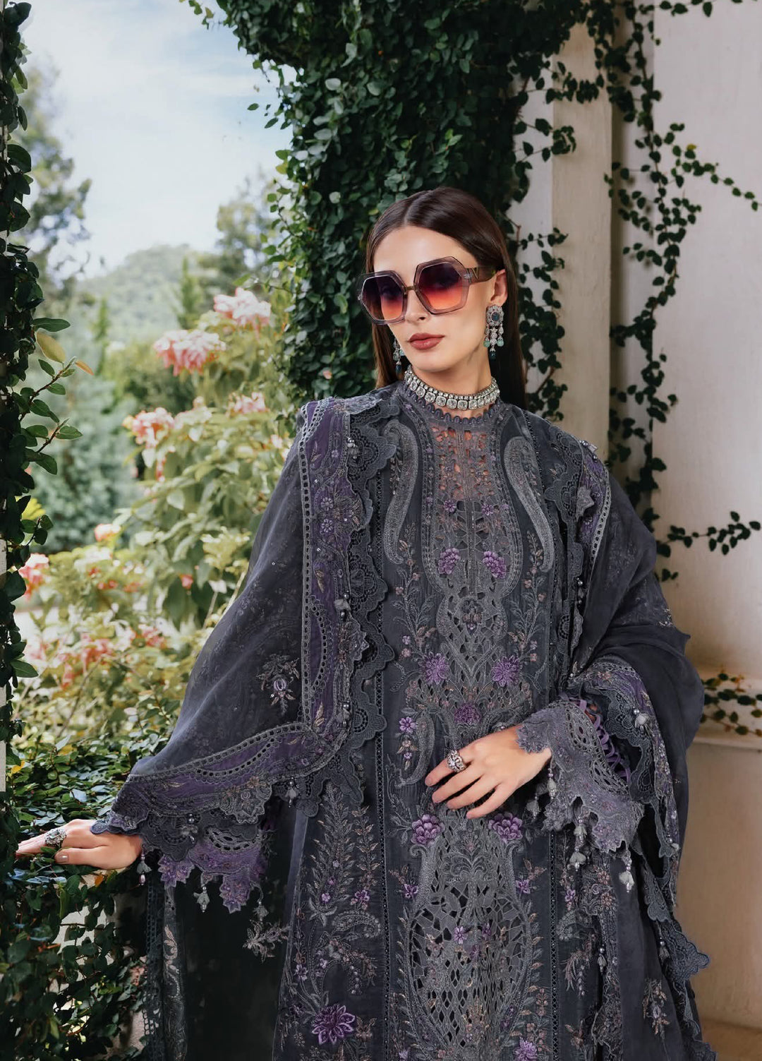 Luxe by Maria B Unstitched Embroidered Velvet 3 Piece MB25LW D5 - Winter Collection