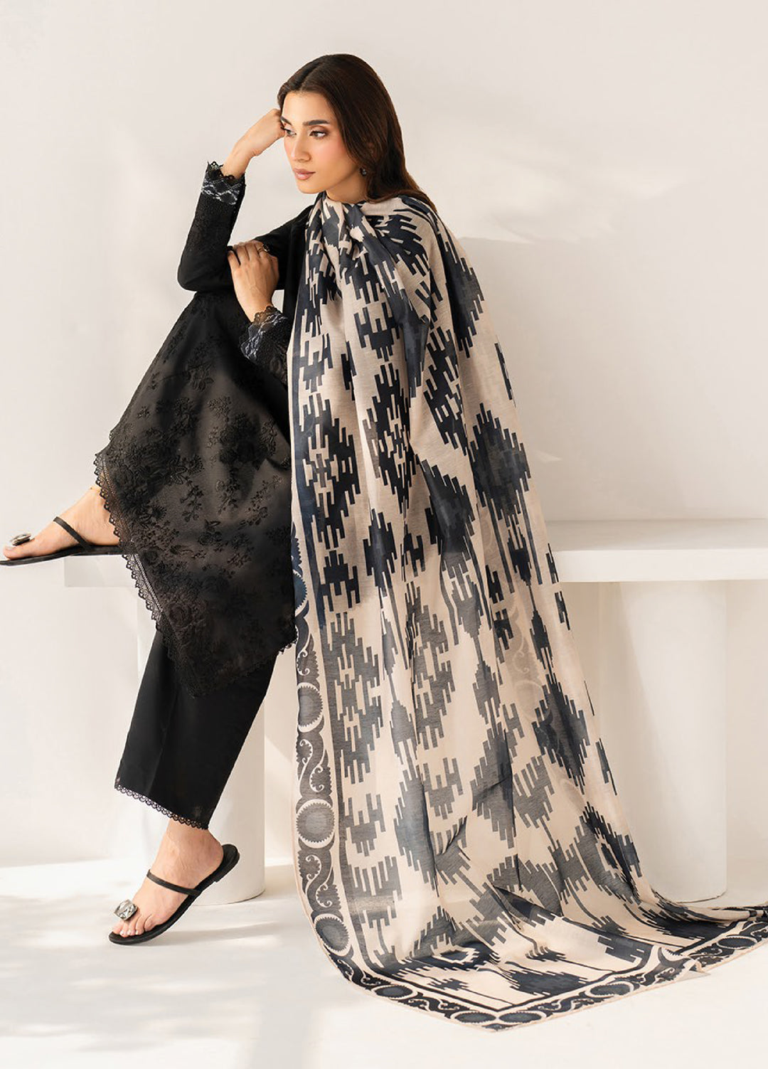 Le'essence by Xenia Formals Unstitched Embroidered Lawn 3 Piece Suit XE26UL D-08 Fayra - Summer Collection