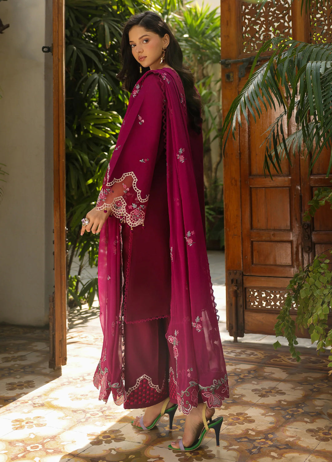 Shanaya by Mahnur Unstitched Embroidered Lawn 3 Piece Suit MN26USL SH-02 - Summer Collection